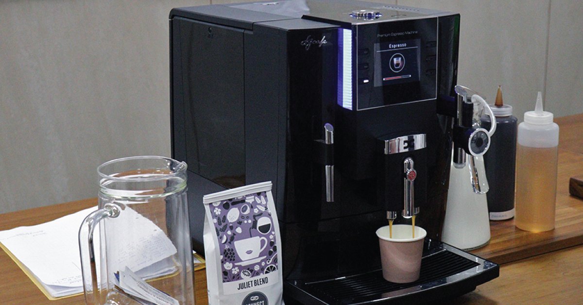 Automatic coffee machine, espresso machine, Barista, co working space, work, office, coffee beans 